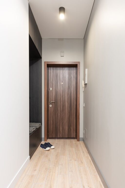 How to Keep Your Entryway Clean and Simple